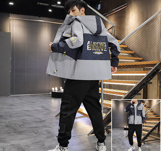 Jachetă modernă pentru bărbați de lungime medie, cu inscripții și glugă