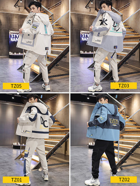 Jachetă modernă pentru bărbați de lungime medie, cu inscripții și glugă