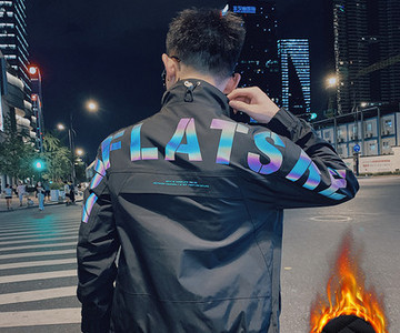 Φθινοπωρινό ανδρικό μπουφάν με επιγραφή στο πίσω μέρος