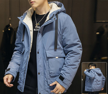 Ανδρικό χειμερινό μπουφάν με κουκούλα και τσέπες