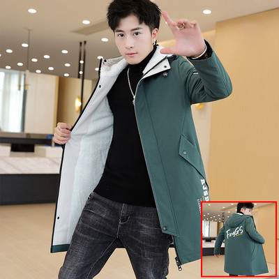 Ανδρικό μπουφάν με μεσαίο μήκος και ζεστή φόδρα