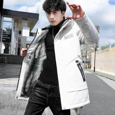 Ανδρικό μπουφάν με μεσαίο μήκος και ζεστή φόδρα