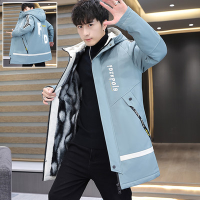 Ανδρικό μπουφάν με μεσαίο μήκος και ζεστή φόδρα