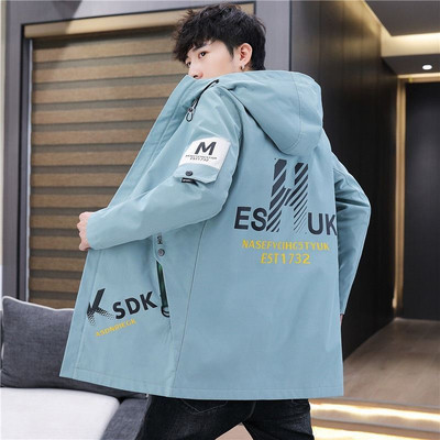 Ανδρικό μπουφάν καθημερινά με επιγραφές και κουκούλα