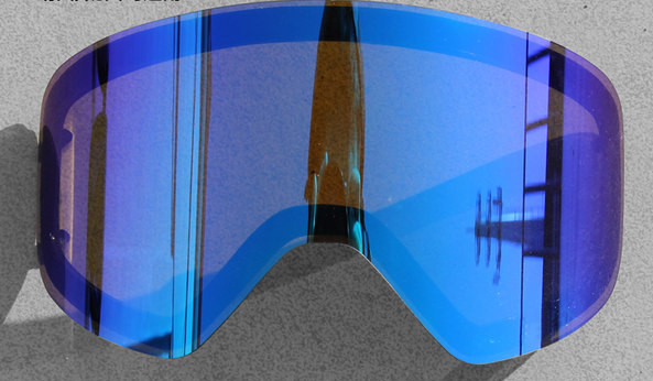 Skijaške i snowboard naočale pogodne za noćno gledanje