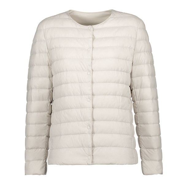 Γυναικείο εφαρμοστό μπουφάν με οβάλ λαιμόκοψη και φερμουάρ