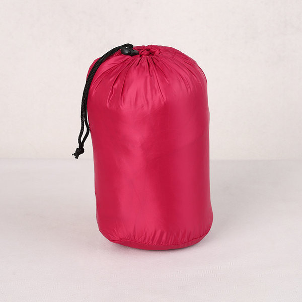 Geaca scurta de dama cu guler inalt si inchidere cu fermoar