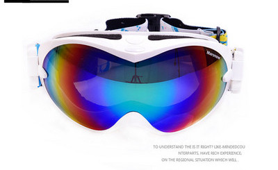 Γυαλιά σκι / σνόουμπορντ  αντιθαμβωτικά σε σφαιρικό σχήμα