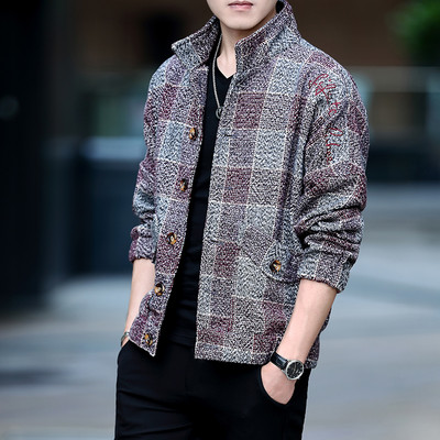 Φθινοπωρινό καρό μπουφάν με κουμπιά και τσέπες