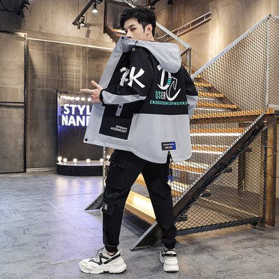 Ανδρικό μπουφάν με κουκούλα και τσέπες σε διάφορα χρώματα