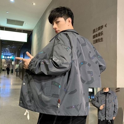 Φαρδύ μοντέλο φθινοπωρινό μπουφάν για άνδρες με κουκούλα και έγχρωμη εκτύπωση