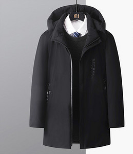 Ανδρικό μπουφάν μεσαίου μήκους με κουκούλα