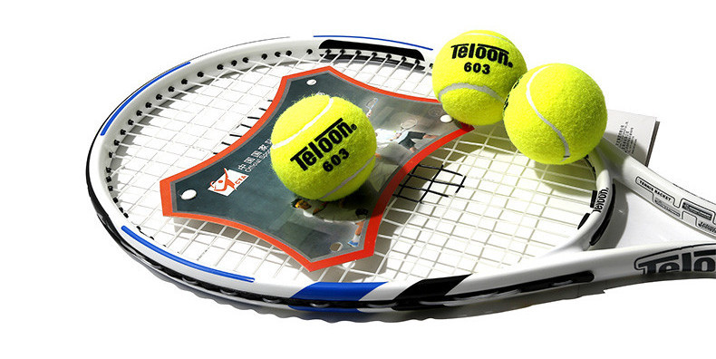 Žalios spalvos teniso kamuoliukai komplekte 3 vnt