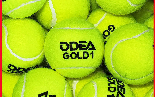 6 Număr de mingi de tenis