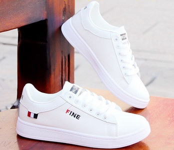 Έκο δερμάτινα αθλητικά παπούτσια με επίπεδη σόλα για άνδρες