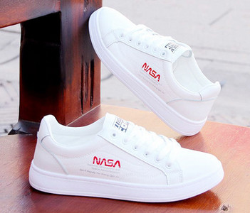 Έκο δερμάτινα αθλητικά παπούτσια με επίπεδη σόλα για άνδρες