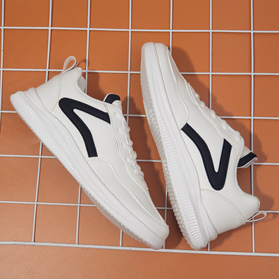 Ανδρικά αθλητικά παπούτσια με επίπεδη σόλα - οικολογικό δέρμα