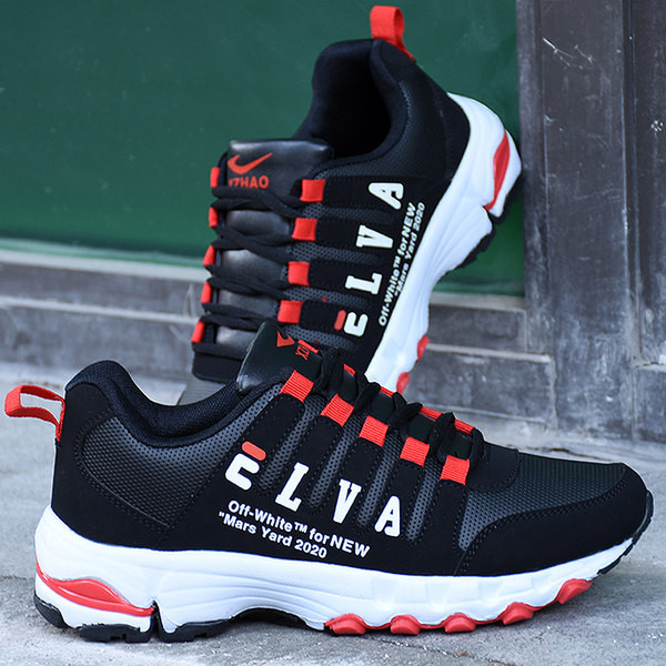 Ανδρικά αθλητικά παπούτσια με επιγραφές και ανάγλυφη σόλα