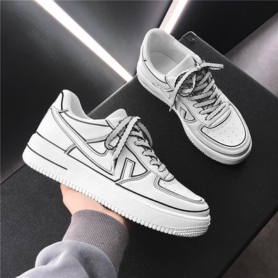 Αθλητικά παπούτσια για άνδρες και γυναίκες από τεχνητό δέρμα - διάφορα μοντέλα