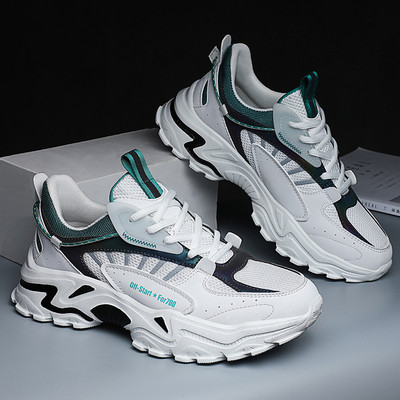 Μοντέρνα ανδρικά sneakers με αντανακλαστικές λωρίδες