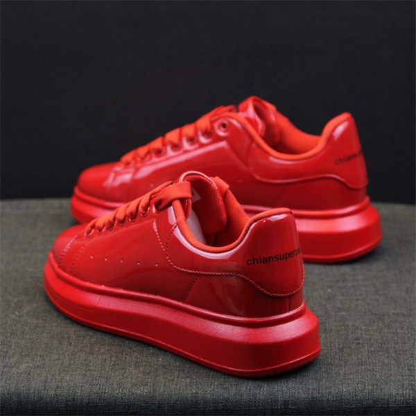 Férfi lakkbőr tornacipő vastag talppal, neon, piros, fekete és fehér színben