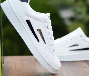 Ανδρικά παπούτσια από faux δέρμα με επίπεδη σόλα - διάφορα μοντέλα