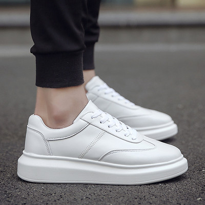 Tenisi model uni din imitatie de piele potriviti pentru barbati si femei