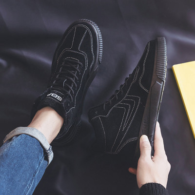 Αθλητικά και casual ανδρικά αθλητικά παπούτσια από οικολογικό δέρμα σε διαφορετικά μοντέλα