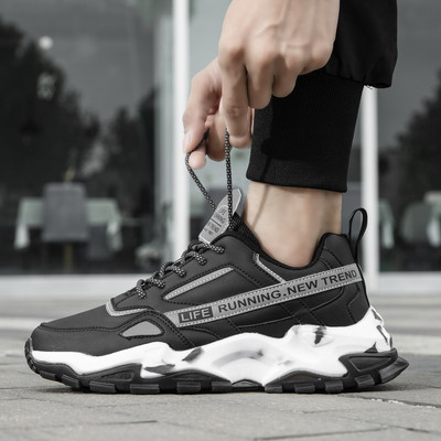 Ανδρικά αθλητικά παπούτσια casual από οικολογικό δέρμα με αντανακλαστικές λωρίδες