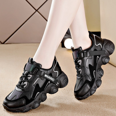 Γυναικεία αθλητικά παπούτσια με τραχύ σόλα στρογγυλεμένο μοντέλο