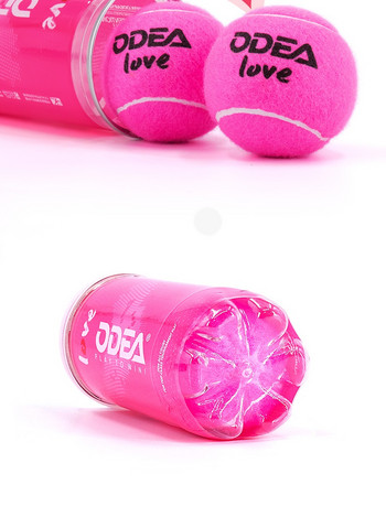 Ροζ μπάλα τένις με κουτί