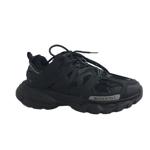 Κομψά γυναικεία αθλητικά παπούτσια με κορδόνια και πλέγμα