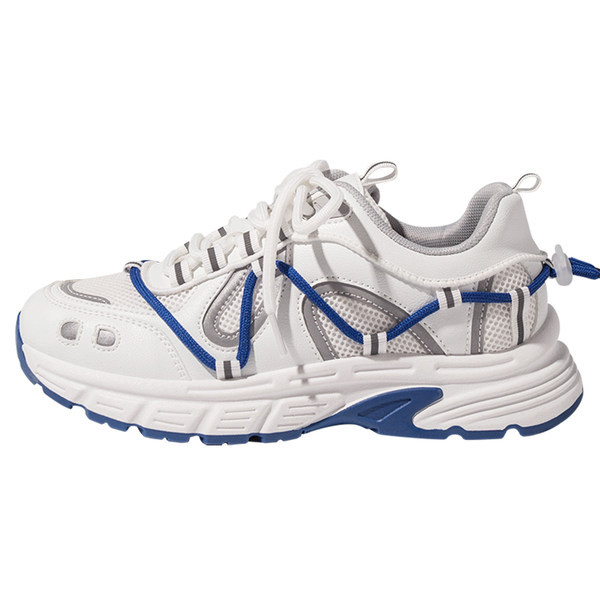 Γυναικεία sneakers με επίπεδη σόλα και κορδόνια στρογγυλεμένο μοτίβο