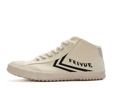 Γυναικεία αθλητικά παπούτσια με επίπεδη σόλα και κορδόνια - διάφορα μοντέλα