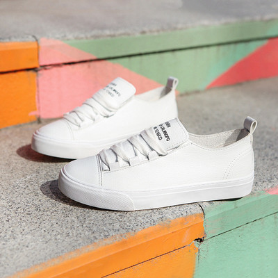 Γυναικεία αθλητικά παπούτσια - διάφορα μοντέλα