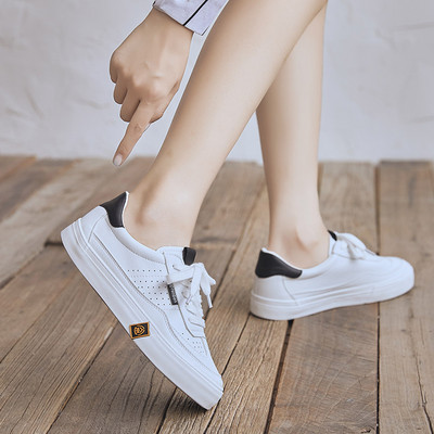 Γυναικεία αθλητικά παπούτσια - διάφορα μοντέλα