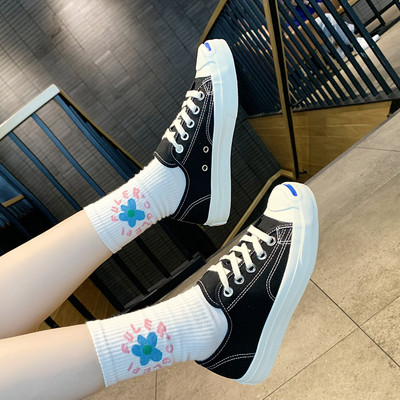 Γυναικεία αθλητικά παπούτσια - διάφορα μοντέλα