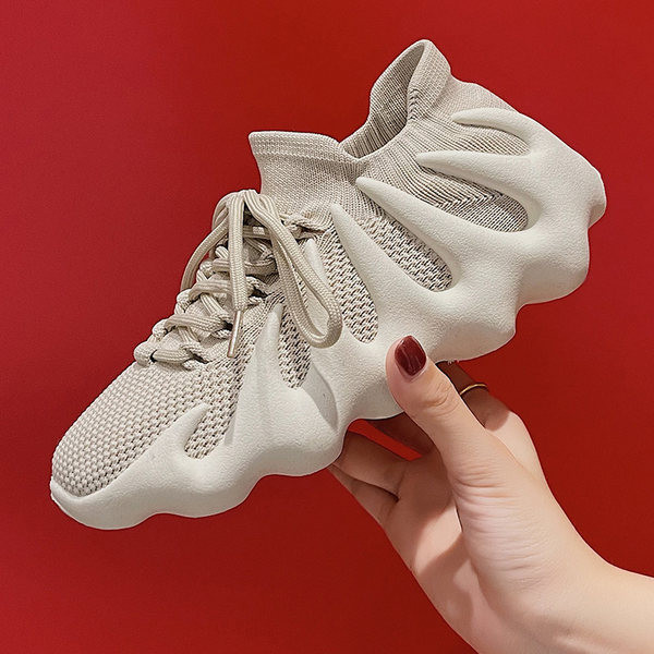 Γυναικεία μοντέρνα αθλητικά παπούτσια από ύφασμα με κορδόνια - κλασικό μοντέλο