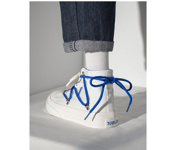 Adidasi moderni de dama cu cravate colorate