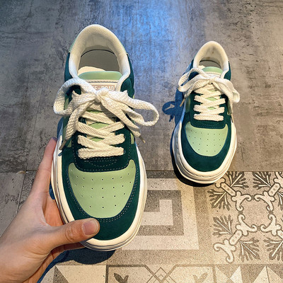 Γυναικεία casual αθλητικά παπούτσια από οικολογικό δέρμα με κορδόνια απλό μοντέλο