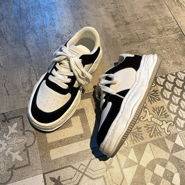 Γυναικεία casual αθλητικά παπούτσια από οικολογικό δέρμα με κορδόνια απλό μοντέλο