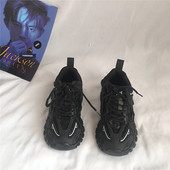 Γυναικεία casual παπούτσια με κορδόνια και τραχιά σόλα - τρία χρώματα