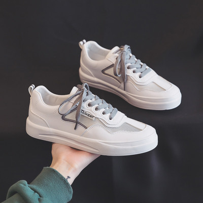 Γυναικεία στιλάτα  αθλητικά παπούτσια με επιγραφή σε δύο μοντέλα