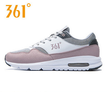 Νέο μοντέλο γυναικεία αθλητικά παπούτσια  με κορδόνια και κέντημα