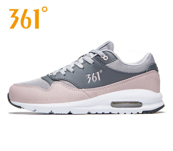 Νέο μοντέλο γυναικεία αθλητικά παπούτσια  με κορδόνια και κέντημα