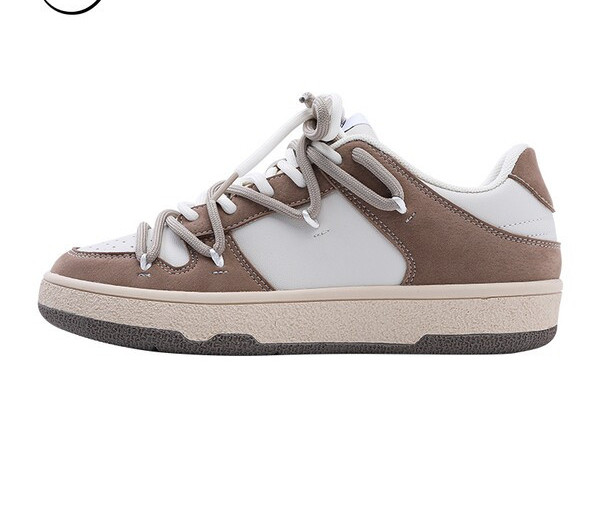 Γυναικεία αθλητικά παπούτσια με κορδόνια και επίπεδη σόλα από οικολογικό σουέτ