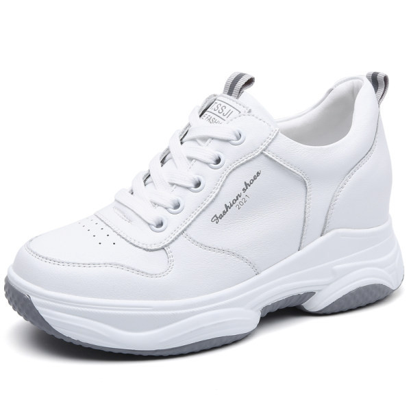 Μοντέρνα γυναικεία αθλητικά παπούτσια με ψηλή σόλα