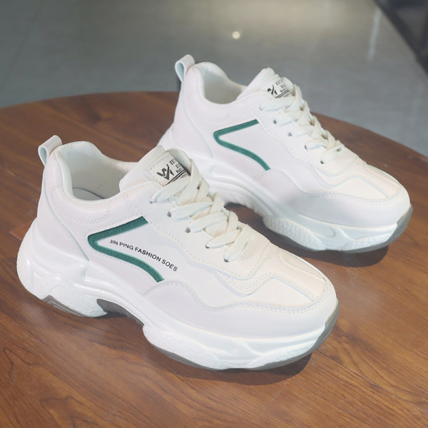 Νέο μοντέλο γυναικεία ψηλοτάκουνα αθλητικά παπούτσια σε λευκό χρώμα