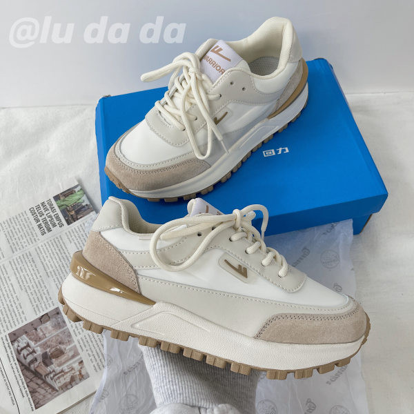 Maratoane elegante pentru femei, cu talpă aspră și șireturi