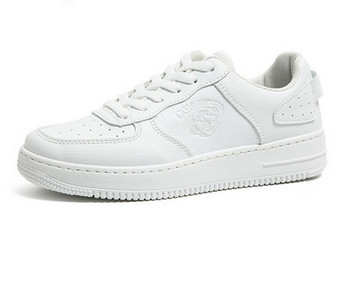 Νέο μοντέλο γυναικεία αθλητικά παπούτσια  σε λευκό χρώμα